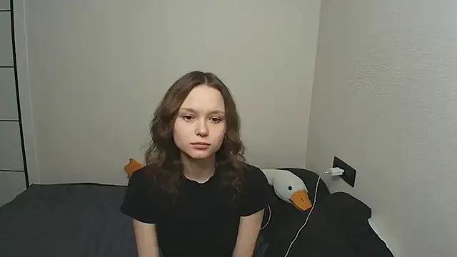 CandyPiggy from StripChat is Freechat