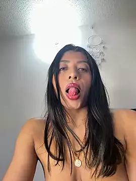 Join bignipples chat. Sweet sexy Free Models.