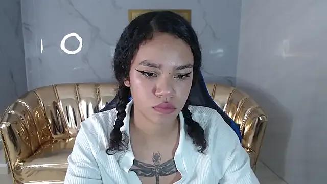 Canela_s1 from StripChat is Freechat
