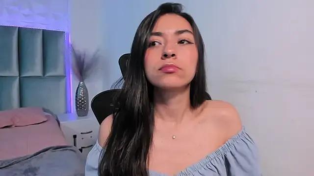 canelleGarces from StripChat is Freechat