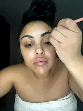 CaramelCarmenxox from StripChat is Freechat