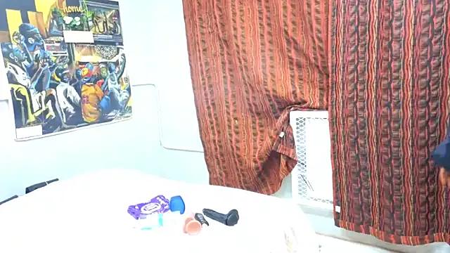 CaramelDelux27 from StripChat