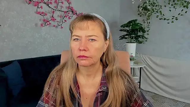 Carla_Vogue from StripChat is Freechat