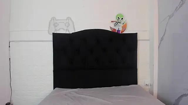 Carmen_alicia from StripChat is Freechat