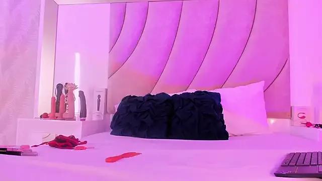 Carmilla_ from StripChat is Freechat