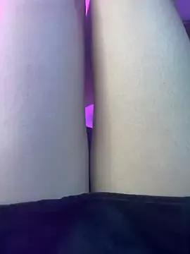Caroline-babe from StripChat is Freechat