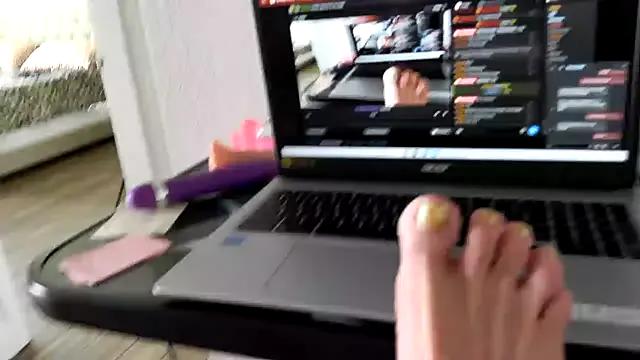 carothepro from StripChat is Freechat