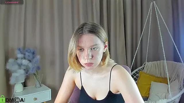 Casey_Miller from StripChat is Freechat