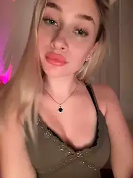 Cassiie_ from StripChat