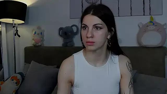CassKiera from StripChat is Freechat