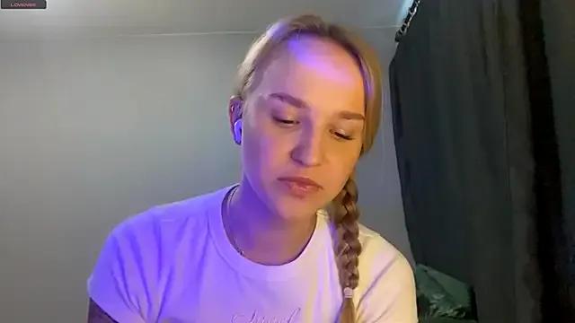 CatrinaShedrick from StripChat is Freechat