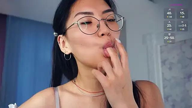 CceeLiand from StripChat