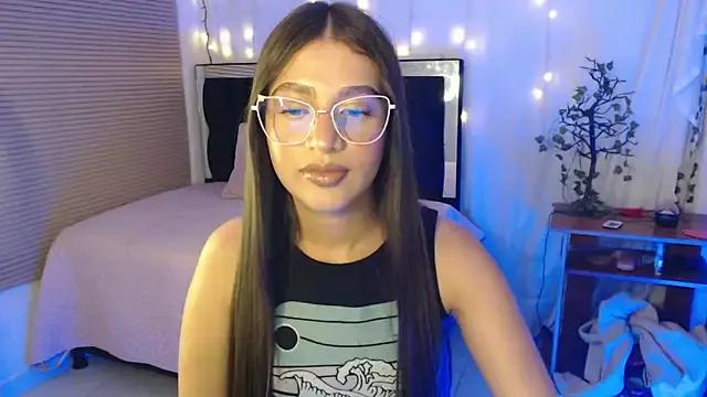 celest_kiss from StripChat is Freechat