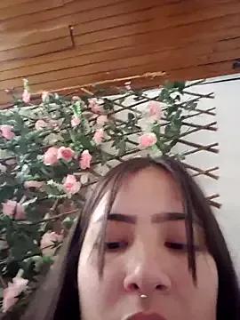 Celeste_Moretti from StripChat is Freechat