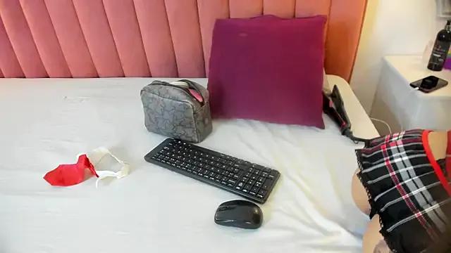 Celina_Kyle1 from StripChat is Freechat