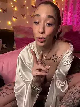 Chachou000 from StripChat