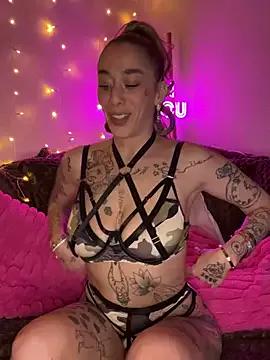Chachou000 from StripChat