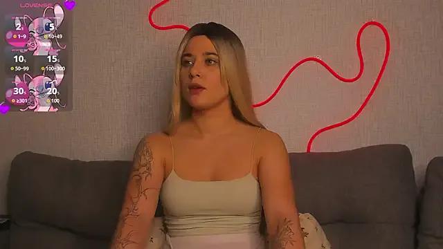 Checkout girls naked models with similar nickname. Cute sexy Free Models.