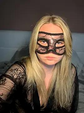 Cherrycolada from StripChat is Freechat