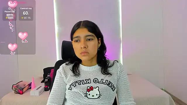 Cherrydollxx from StripChat is Freechat