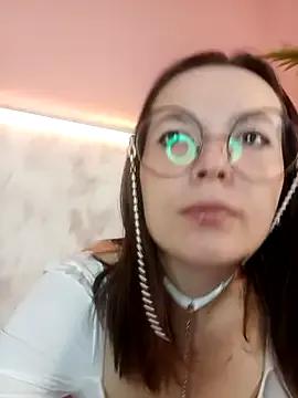 cherryy_ladyy from StripChat is Freechat