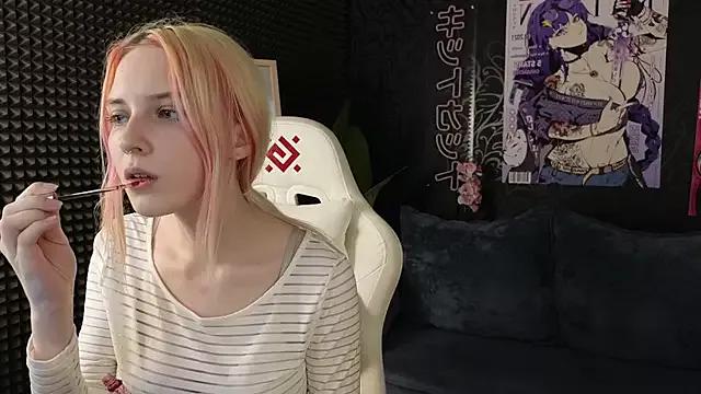 chii_sakura from StripChat is Freechat