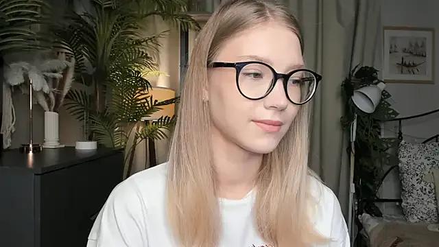 ChinBonnell from StripChat is Freechat