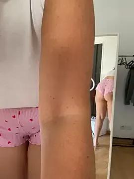 Chloe-taa from StripChat is Freechat