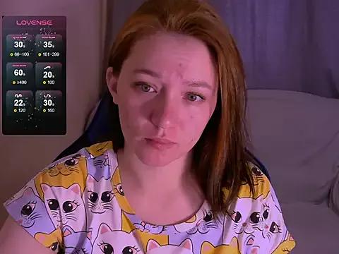 Chloe_strip from StripChat is Freechat