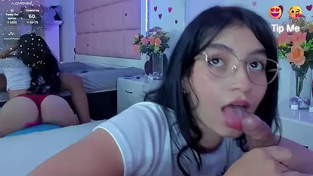 Chloe_tayler from StripChat is Freechat