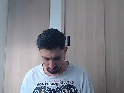 ChrisDamon from StripChat is Freechat