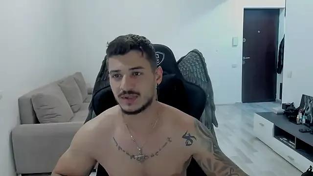 chrismaster12 from StripChat is Freechat