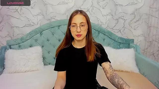 ChristyCrayme from StripChat is Freechat