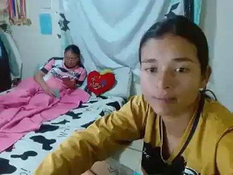 clayre_and_jill from StripChat is Freechat