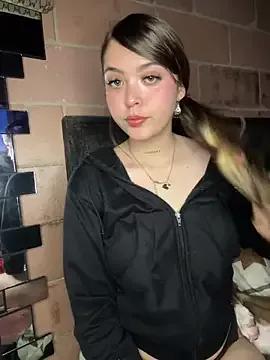 Cloee_XD from StripChat is Freechat