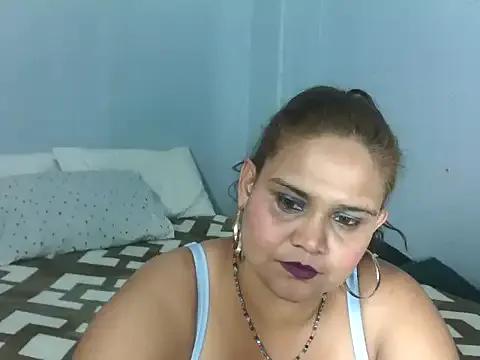 clover_spice21 from StripChat is Freechat