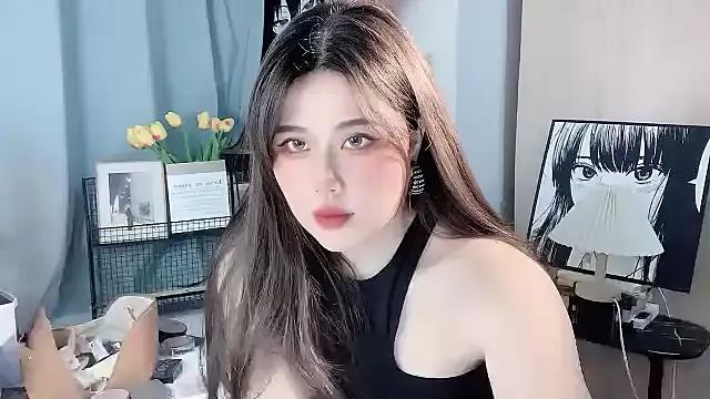 CoCo-MM from StripChat