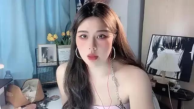 CoCo-MM from StripChat