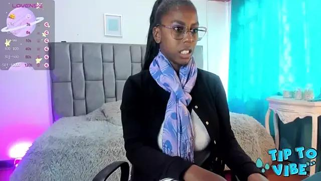 cocobele69 from StripChat