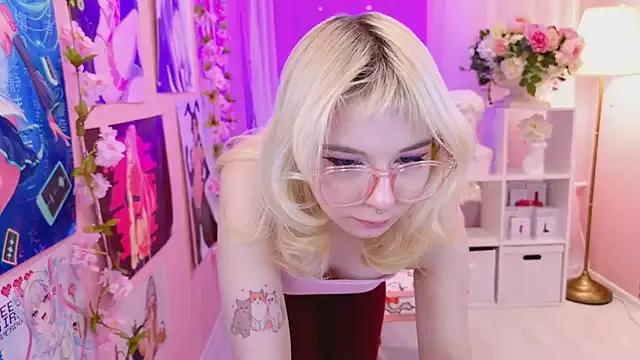 Coconut_Mia from StripChat