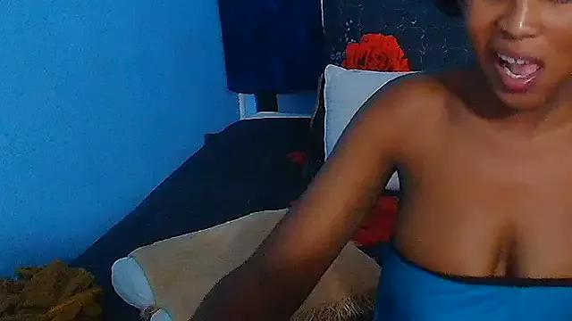 Conniesmall from StripChat