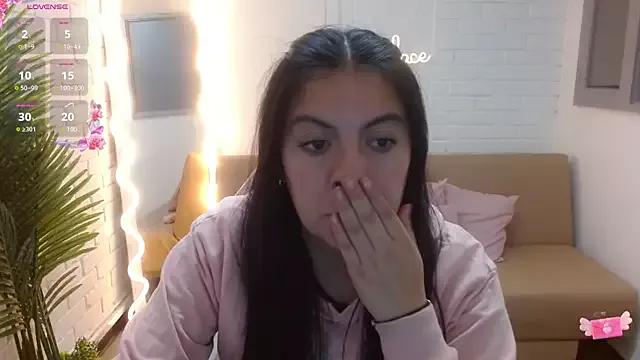 Coraline_tay from StripChat is Freechat