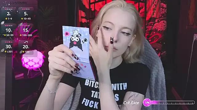 Crackling_Tatii from StripChat
