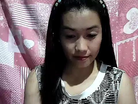 CreamyPussy30 from StripChat is Freechat