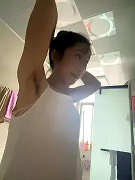 crhong666 from StripChat is Freechat