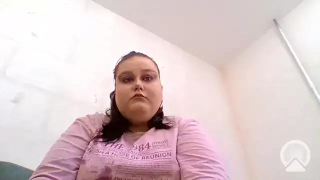 Curvybabybbw from StripChat is Freechat