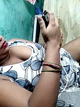 Cute-Aanya from StripChat is Freechat