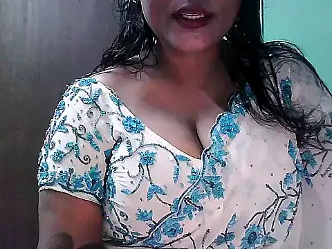 Cute-Kanak from StripChat is Freechat