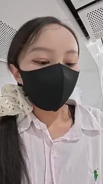cute-maomao from StripChat is Freechat