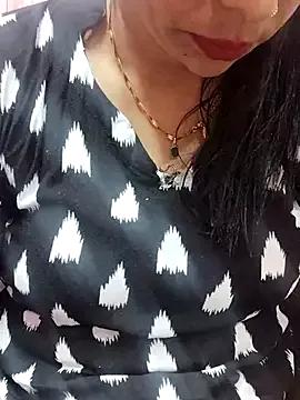 cutee_bhabhi from StripChat is Freechat